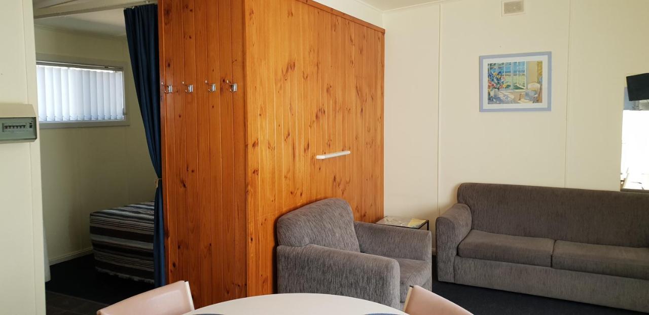 Modra'S Apartments Tumby Bay Екстериор снимка