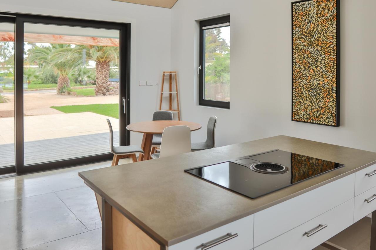 Modra'S Apartments Tumby Bay Екстериор снимка