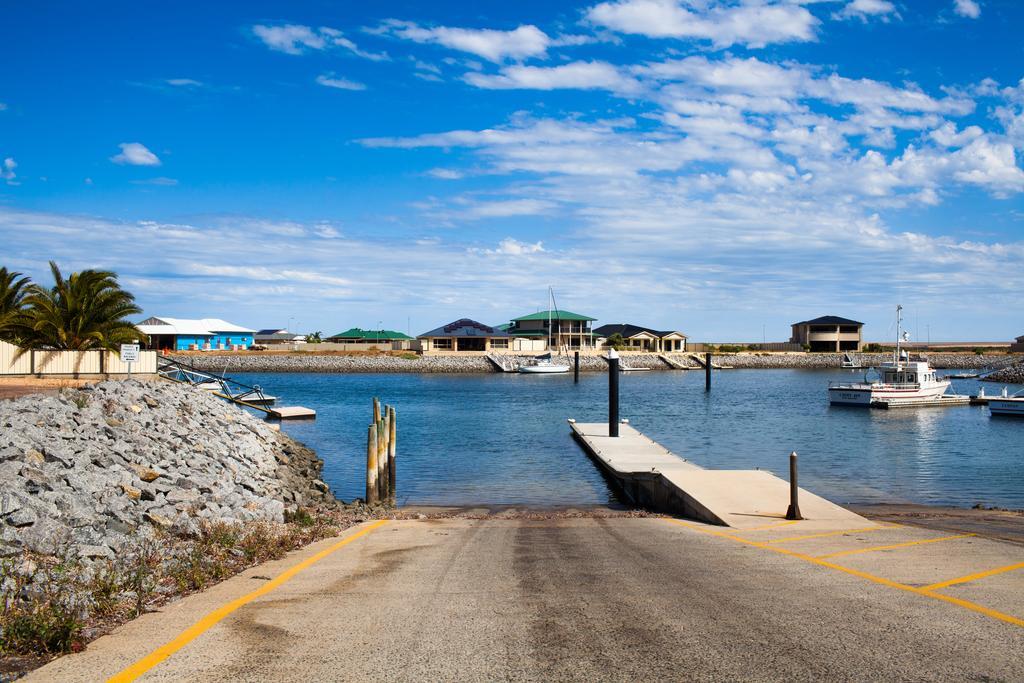 Modra'S Apartments Tumby Bay Екстериор снимка