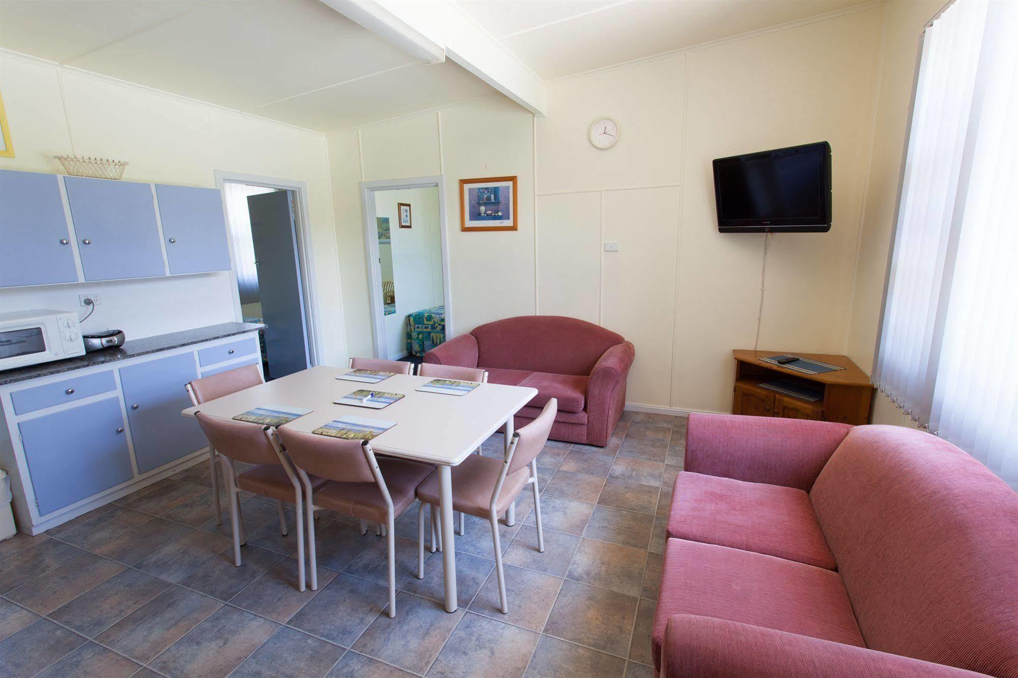 Modra'S Apartments Tumby Bay Екстериор снимка
