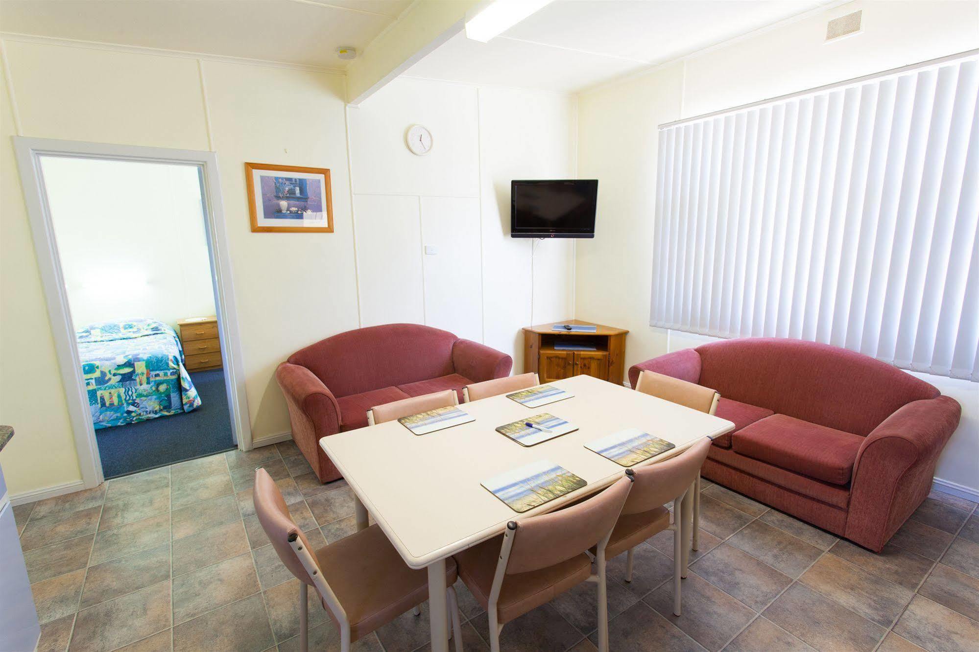 Modra'S Apartments Tumby Bay Екстериор снимка