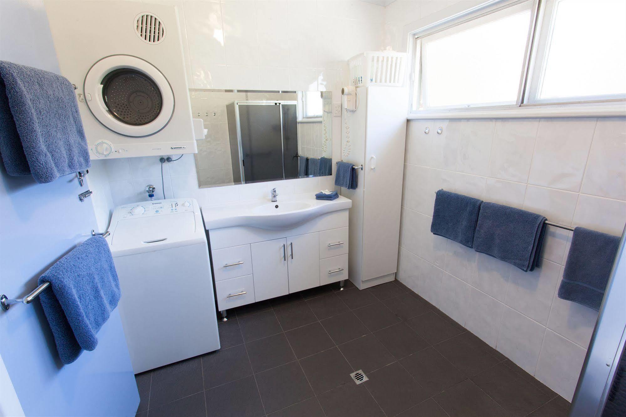 Modra'S Apartments Tumby Bay Екстериор снимка