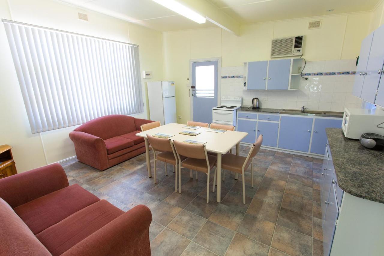 Modra'S Apartments Tumby Bay Екстериор снимка